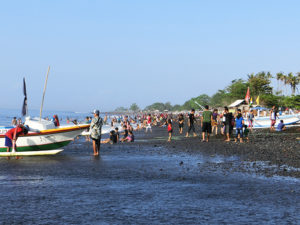 kusamba beach